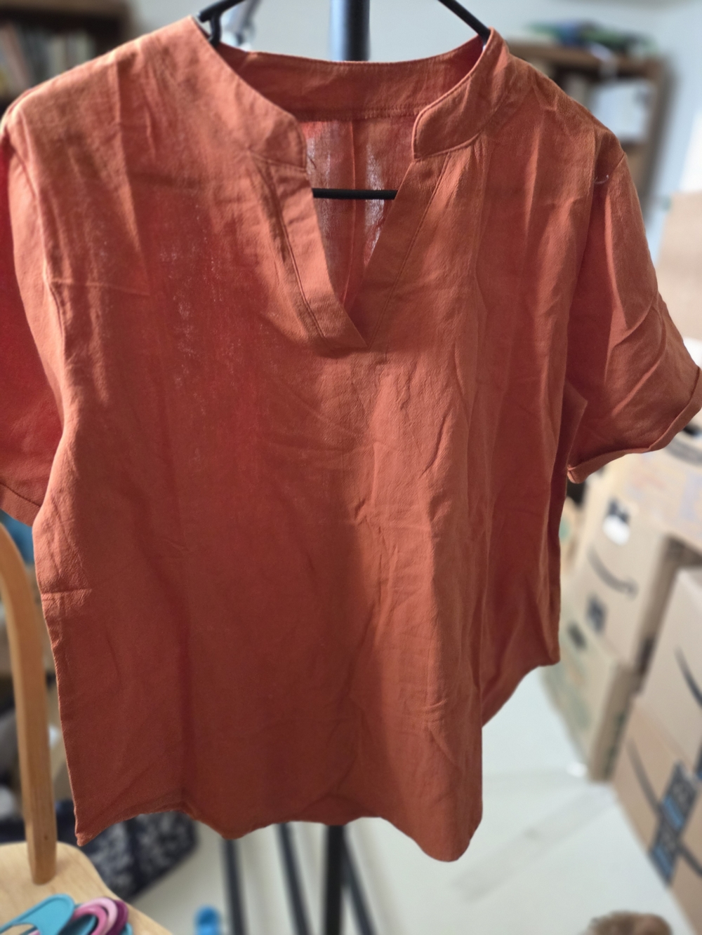 Women's Relaxed Split-Neck Top - Rust